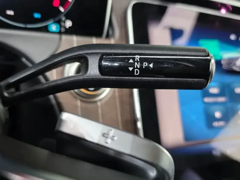 2025 Mercedes-Benz E-Класс с пробегом 14 663 км