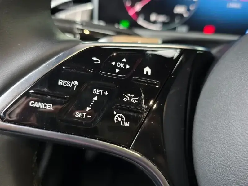 2025 Mercedes-Benz E-Класс с пробегом 14 663 км