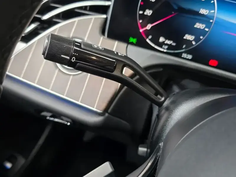 2025 Mercedes-Benz E-Класс с пробегом 14 663 км