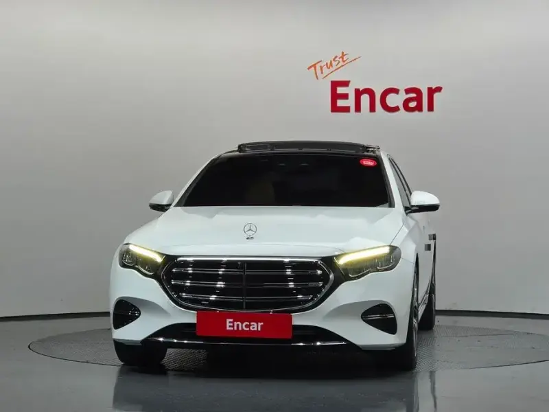 2024 Mercedes-Benz E-Класс с пробегом 17 728 км