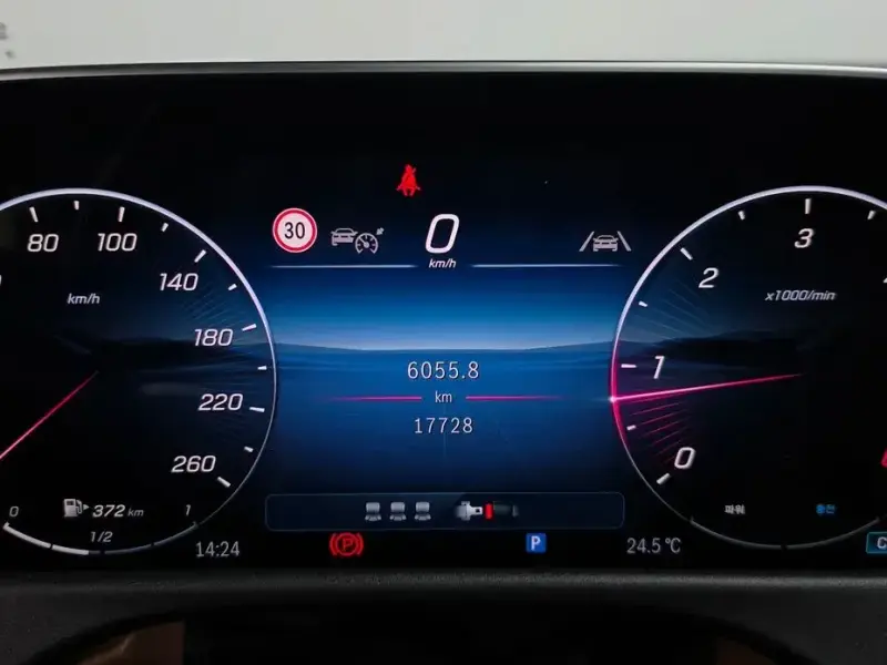 2024 Mercedes-Benz E-Класс с пробегом 17 728 км