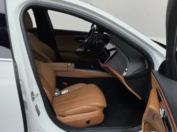 2024 Mercedes-Benz E-Класс с пробегом 17 728 км
