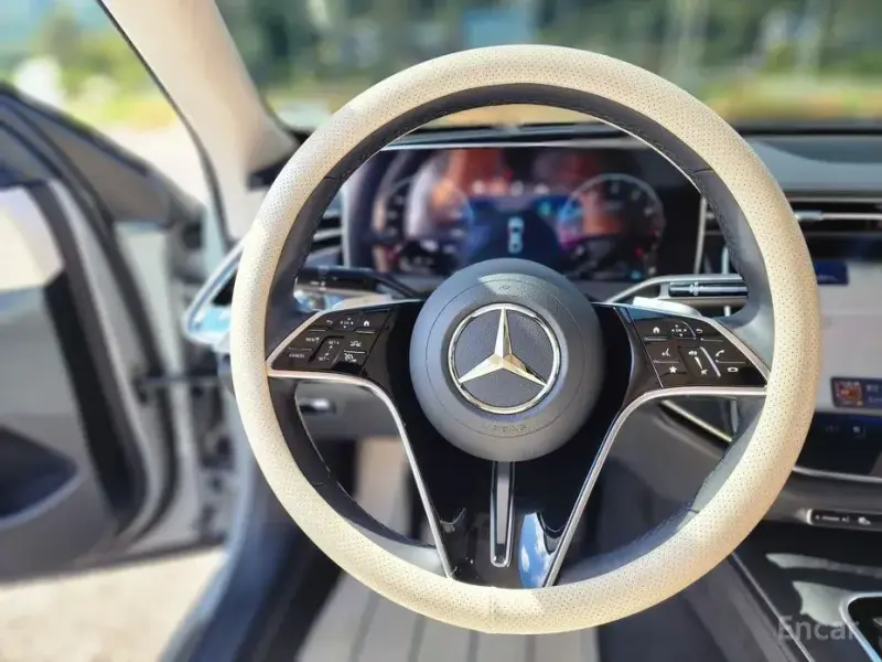 2025 Mercedes-Benz E-Класс с пробегом 5 700 км