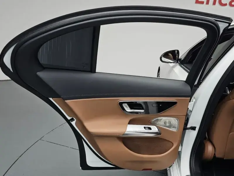 2025 Mercedes-Benz E-Класс с пробегом 16 440 км