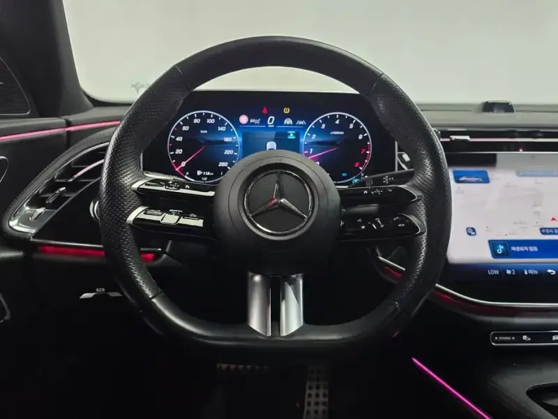2024 Mercedes-Benz E-Класс с пробегом 33 656 км