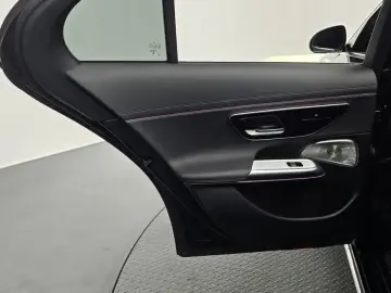 2024 Mercedes-Benz E-Класс с пробегом 33 656 км