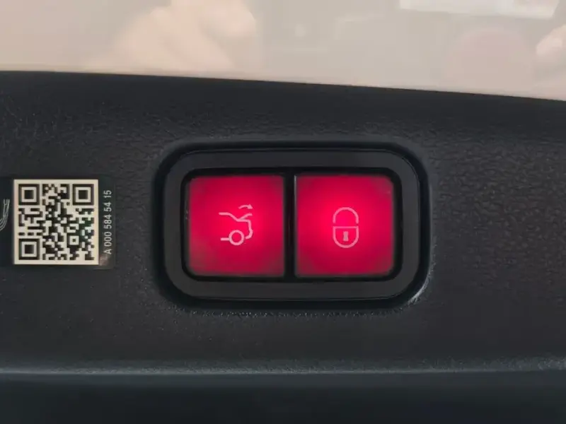 2024 Mercedes-Benz E-Класс с пробегом 56 123 км