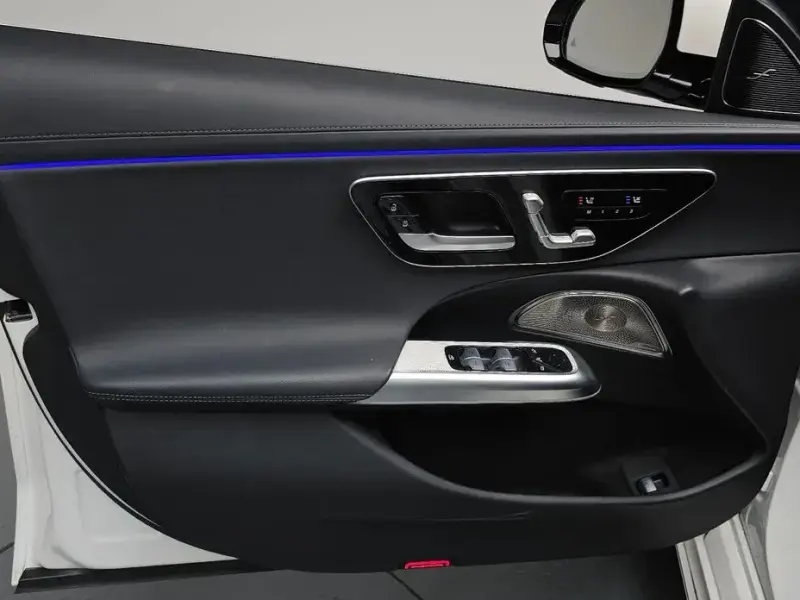 2024 Mercedes-Benz E-Класс с пробегом 30 760 км