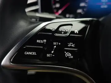 2024 Mercedes-Benz E-Класс с пробегом 30 760 км