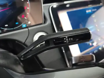 2025 Mercedes-Benz E-Класс с пробегом 9 854 км