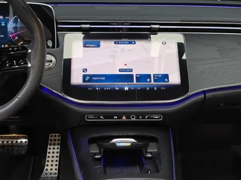 2025 Mercedes-Benz E-Класс с пробегом 9 854 км
