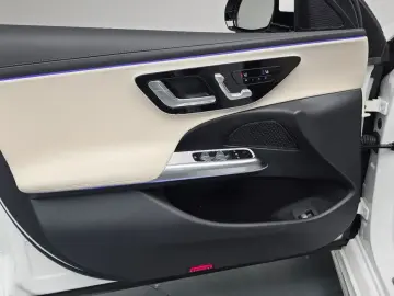 2025 Mercedes-Benz E-Класс с пробегом 9 854 км