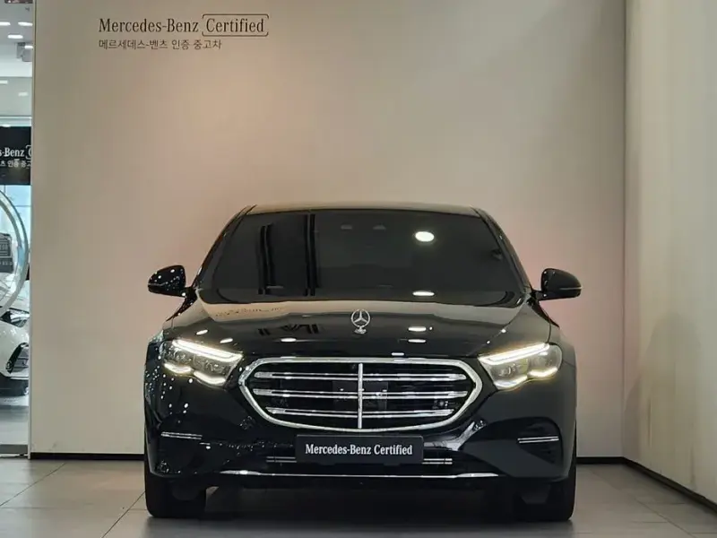 2026 Mercedes-Benz E-Класс с пробегом 5 020 км