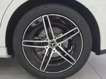2026 Mercedes-Benz E-Класс с пробегом 1 090 км