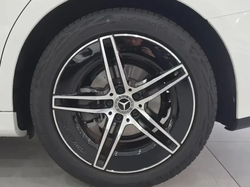 2026 Mercedes-Benz E-Класс с пробегом 1 090 км