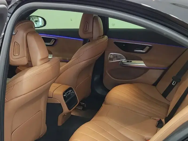 2026 Mercedes-Benz E-Класс с пробегом 5 020 км