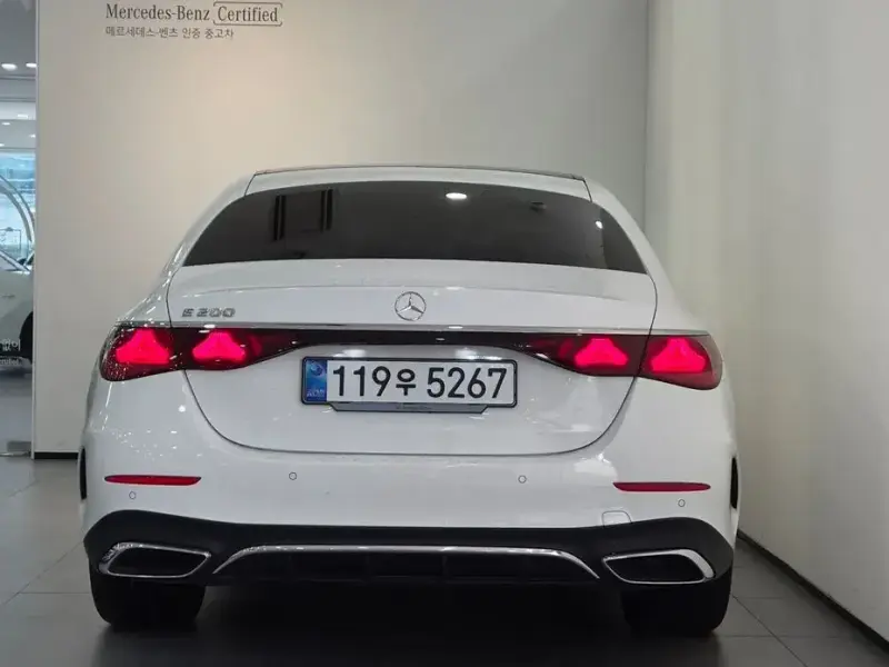 2026 Mercedes-Benz E-Класс с пробегом 3 596 км