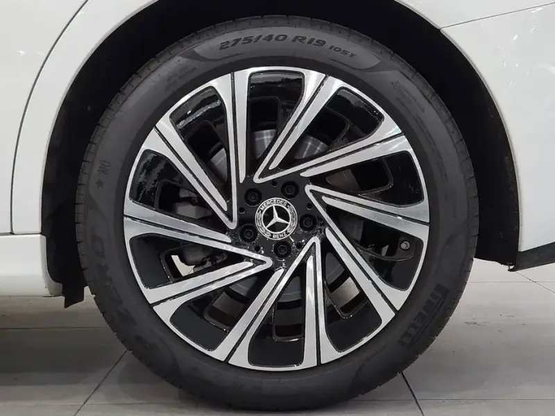 2026 Mercedes-Benz E-Класс с пробегом 3 583 км