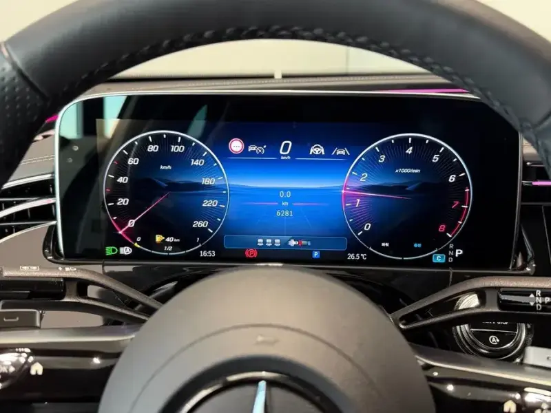 2026 Mercedes-Benz E-Класс с пробегом 6 281 км