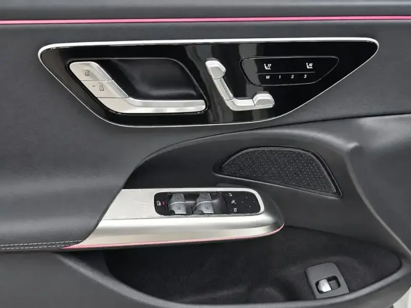 2026 Mercedes-Benz E-Класс с пробегом 7 981 км