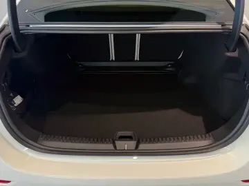 2026 Mercedes-Benz E-Класс с пробегом 2 507 км