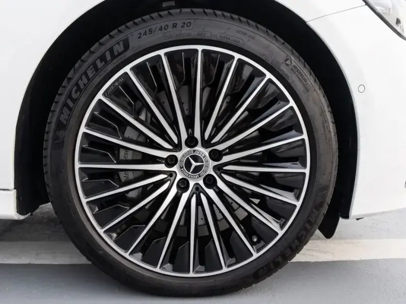 2026 Mercedes-Benz E-Класс с пробегом 4 621 км