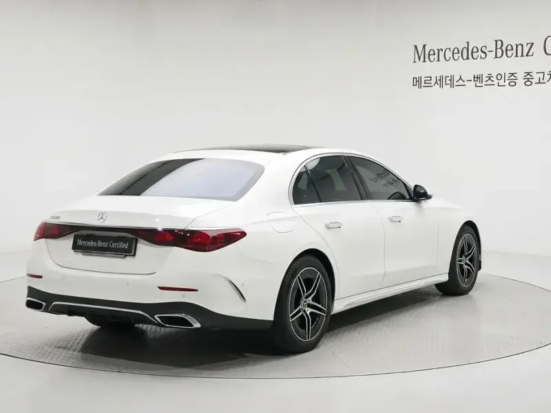 2026 Mercedes-Benz E-Класс с пробегом 1 663 км