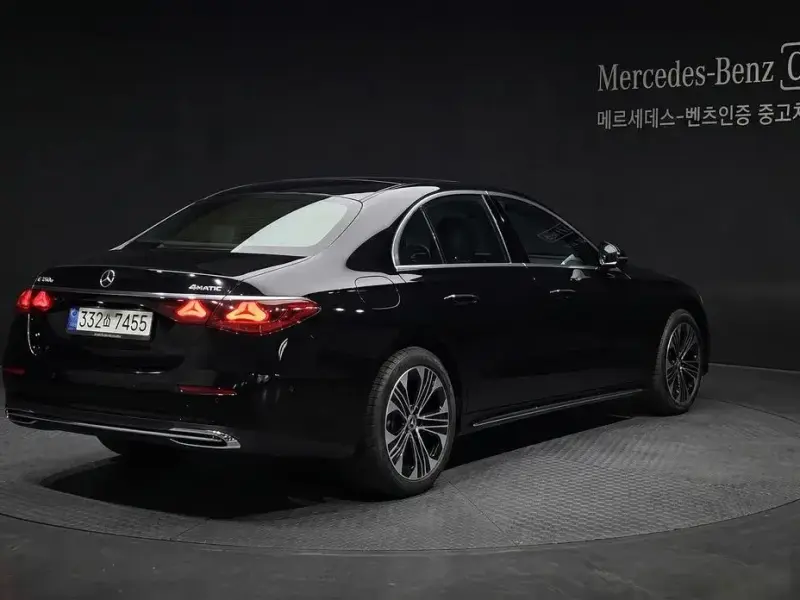 2026 Mercedes-Benz E-Класс с пробегом 2 307 км