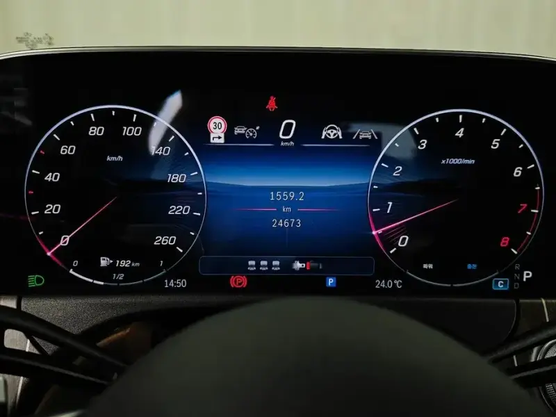 2024 Mercedes-Benz E-Класс с пробегом 24 673 км
