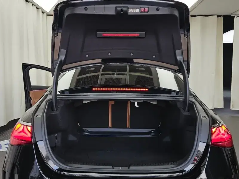2024 Mercedes-Benz E-Класс с пробегом 24 673 км