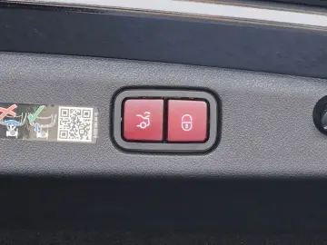 2024 Mercedes-Benz E-Класс с пробегом 24 673 км