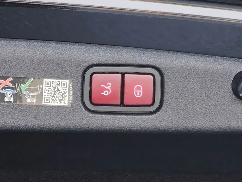 2024 Mercedes-Benz E-Класс с пробегом 24 673 км