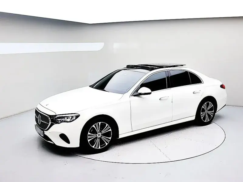 2024 Mercedes-Benz E-Класс с пробегом 20 220 км