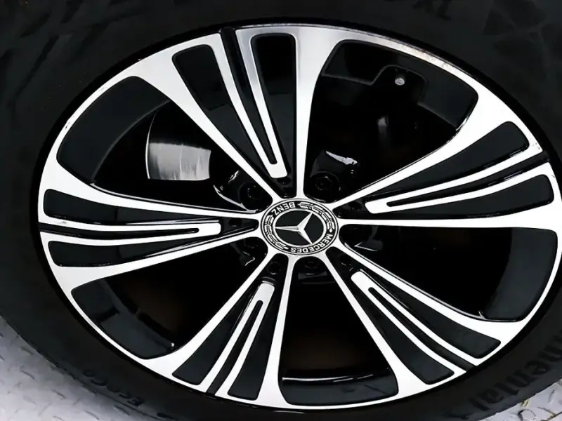 2024 Mercedes-Benz E-Класс с пробегом 20 220 км