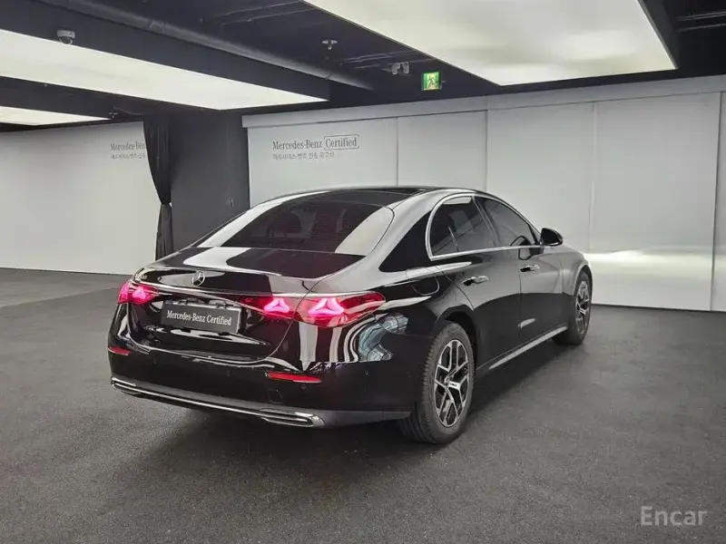 2026 Mercedes-Benz E-Класс с пробегом 4 573 км