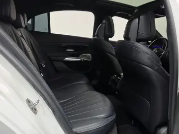 2024 Mercedes-Benz E-Класс с пробегом 33 992 км
