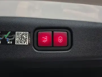 2024 Mercedes-Benz E-Класс с пробегом 33 992 км