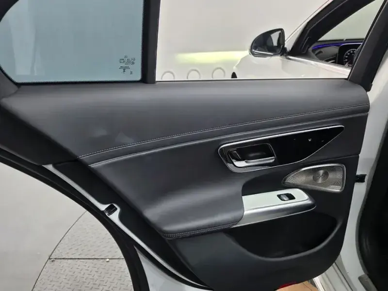 2024 Mercedes-Benz E-Класс с пробегом 33 992 км