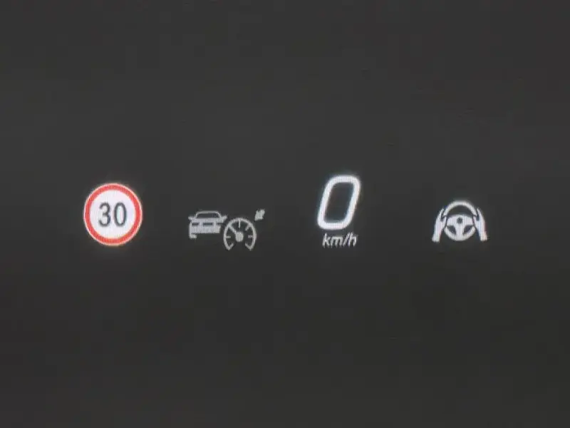 2024 Mercedes-Benz E-Класс с пробегом 33 992 км
