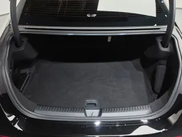2024 Mercedes-Benz E-Класс с пробегом 37 904 км