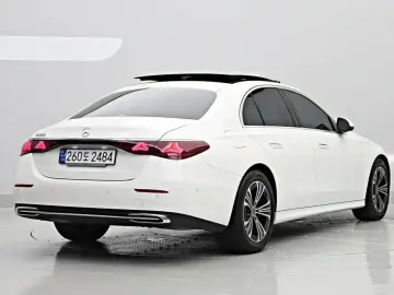 2024 Mercedes-Benz E-Класс с пробегом 25 060 км