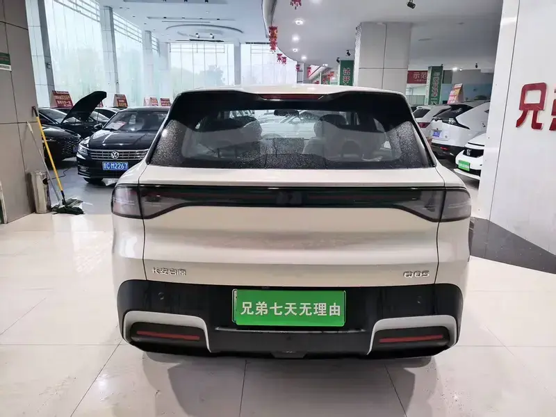 2026 Changan Qiyuan Q05 с пробегом 800 км