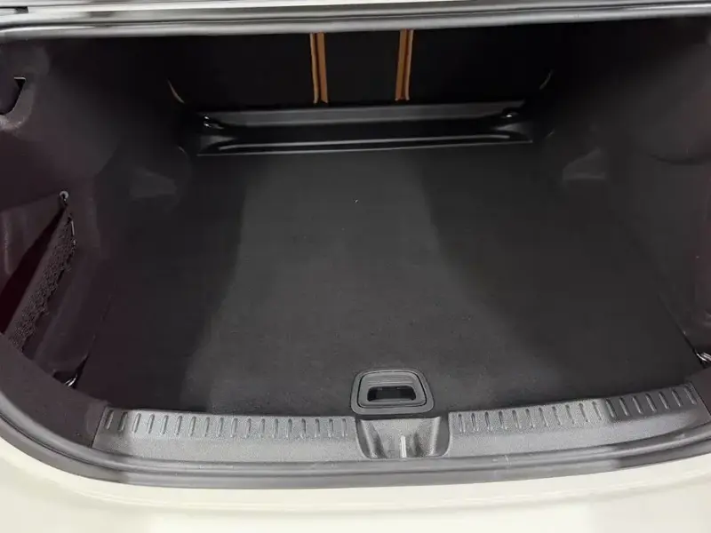 2026 Mercedes-Benz E-Класс с пробегом 6 562 км