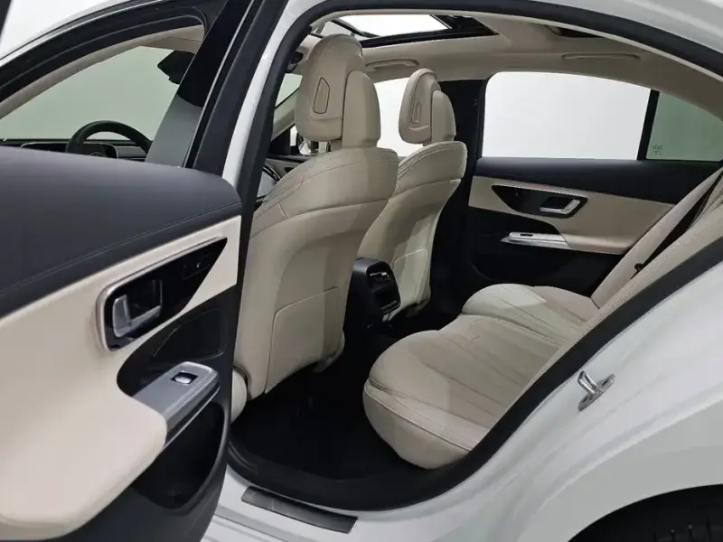 2025 Mercedes-Benz E-Класс с пробегом 6 569 км