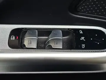2025 Mercedes-Benz E-Класс с пробегом 6 569 км