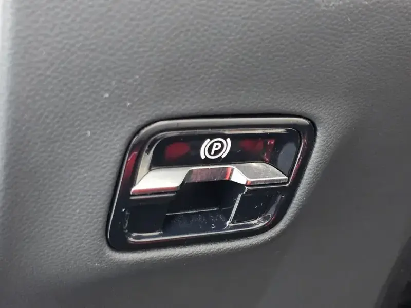 2025 Mercedes-Benz E-Класс с пробегом 6 569 км