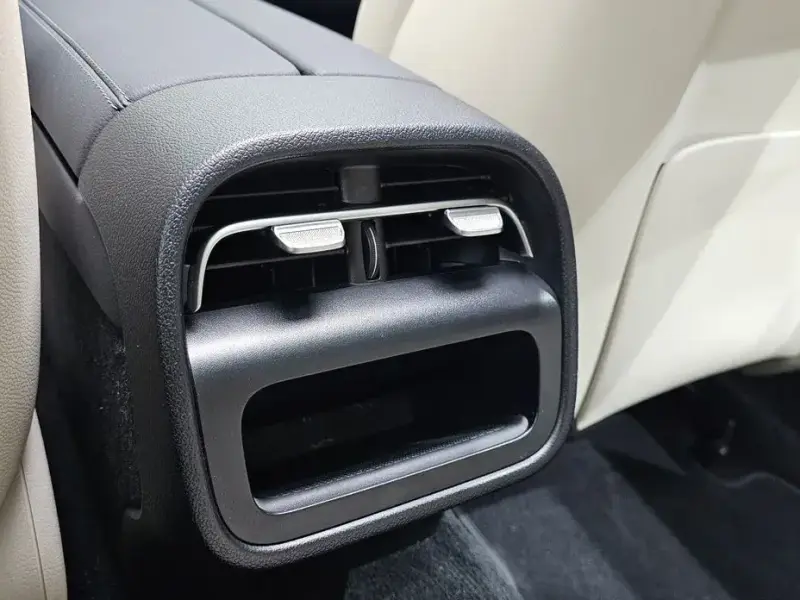 2025 Mercedes-Benz E-Класс с пробегом 6 569 км