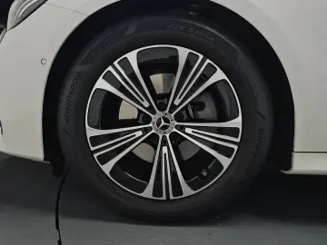 2025 Mercedes-Benz E-Класс с пробегом 9 198 км