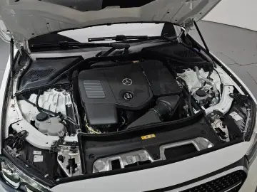 2025 Mercedes-Benz E-Класс с пробегом 9 198 км