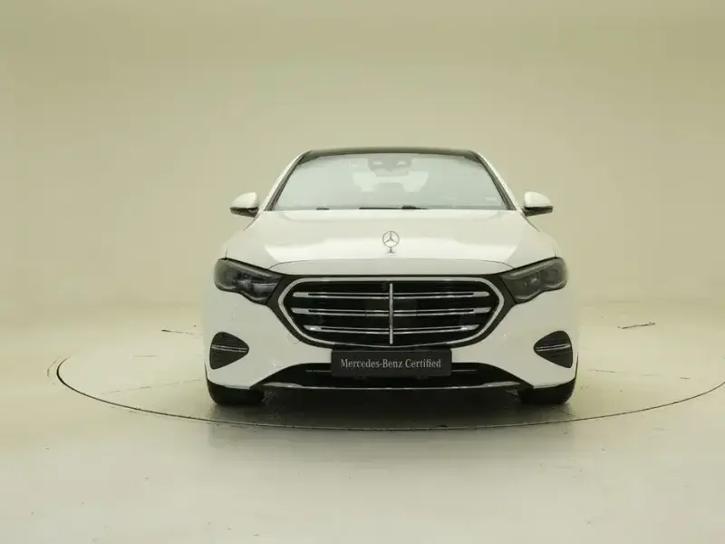 2025 Mercedes-Benz E-Класс с пробегом 2 588 км